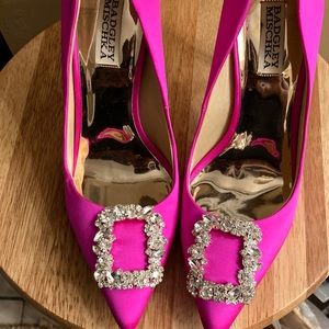 FUSCHIA Badgley Mischika heel
